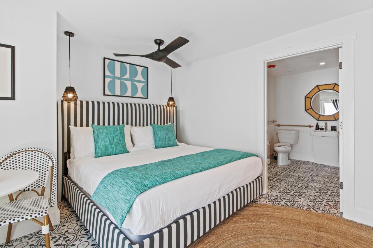 Seaside At Anna Maria Island Inn Bradenton Beach Exterior photo